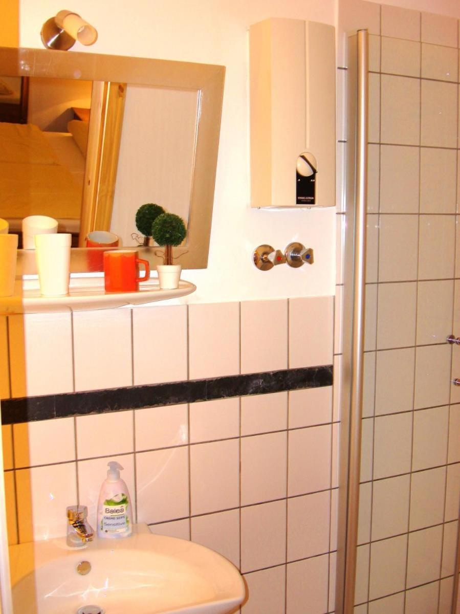 Mosel Ferienhaus Kleine Merle Zell Buitenkant foto